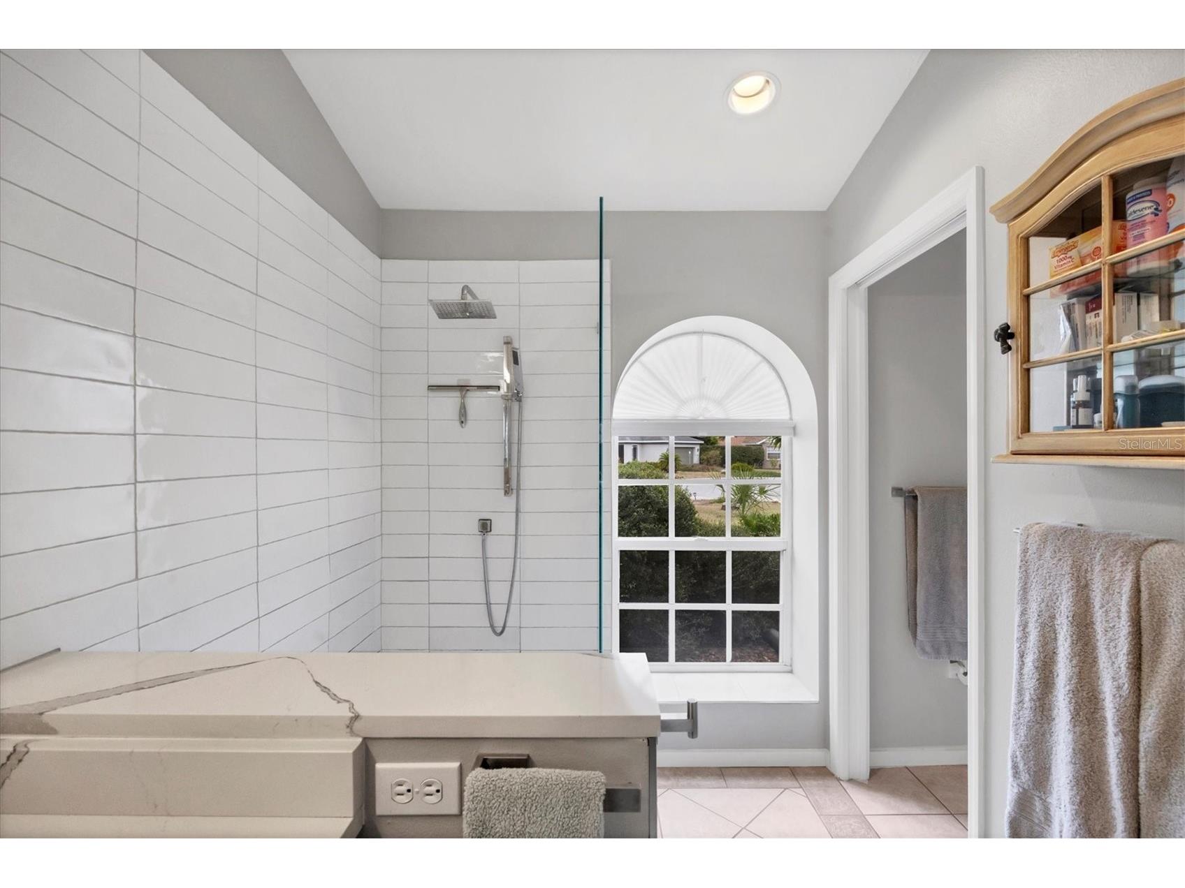 4617 Hamlets Grove Drive Sarasota FL 34235 A4679968 image32