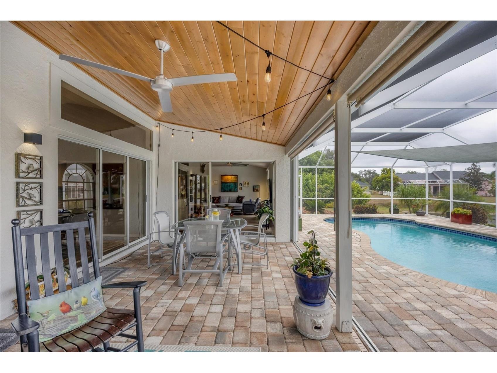 4617 Hamlets Grove Drive Sarasota FL 34235 A4679968 image39