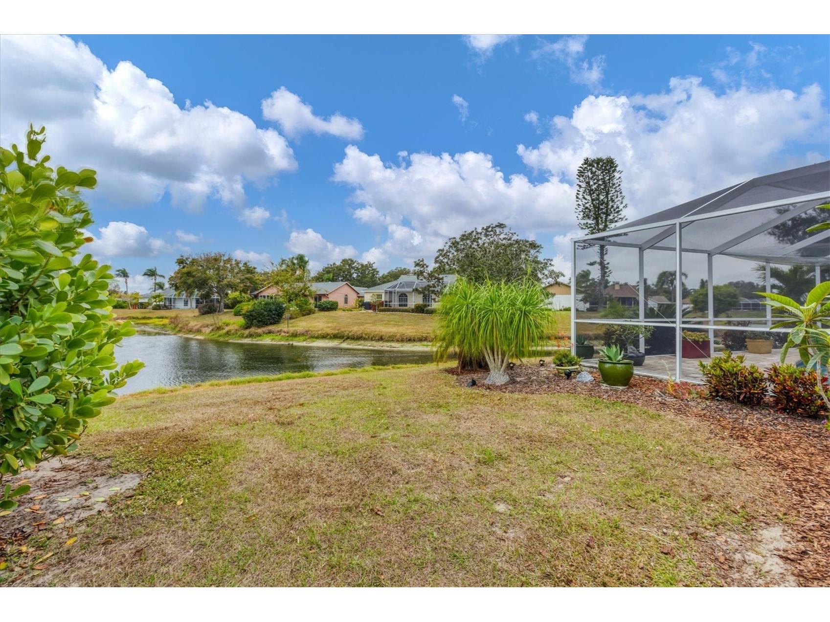 4617 Hamlets Grove Drive Sarasota FL 34235 A4679968 image43