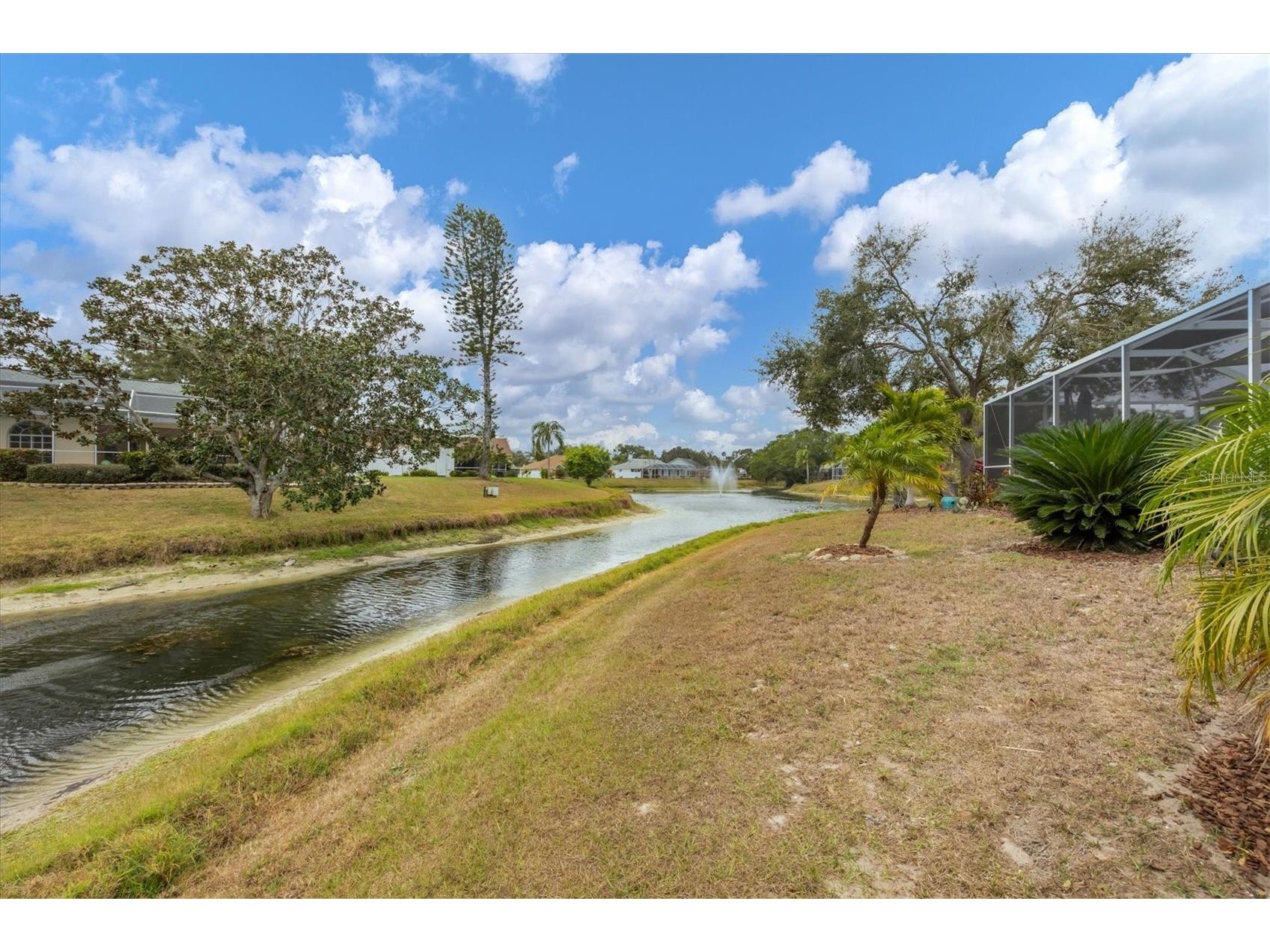 4617 Hamlets Grove Drive Sarasota FL 34235 A4679968 image44