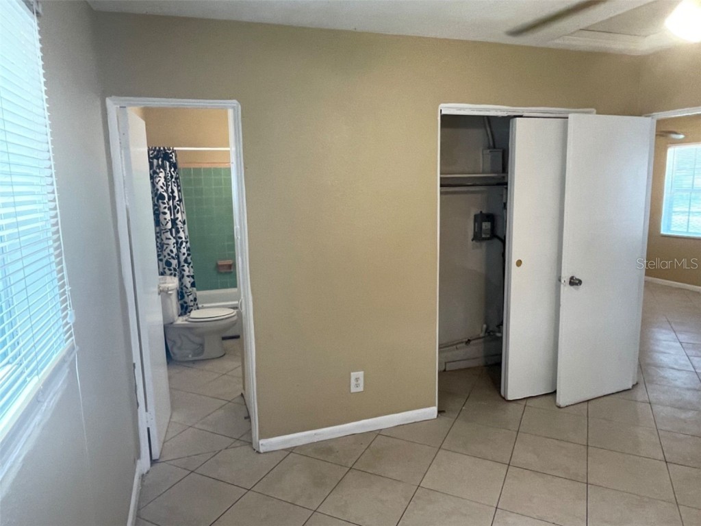 4618 20th Avenue S Saint Petersburg FL 33711 TB8435287 image12
