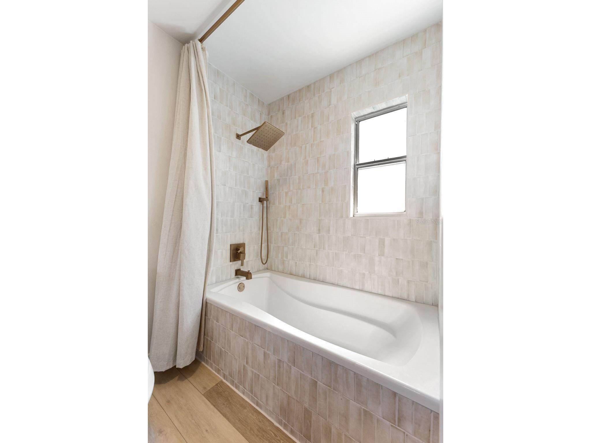 4618 Bayshore Boulevard NE Saint Petersburg FL 33703 TB8496521 image27