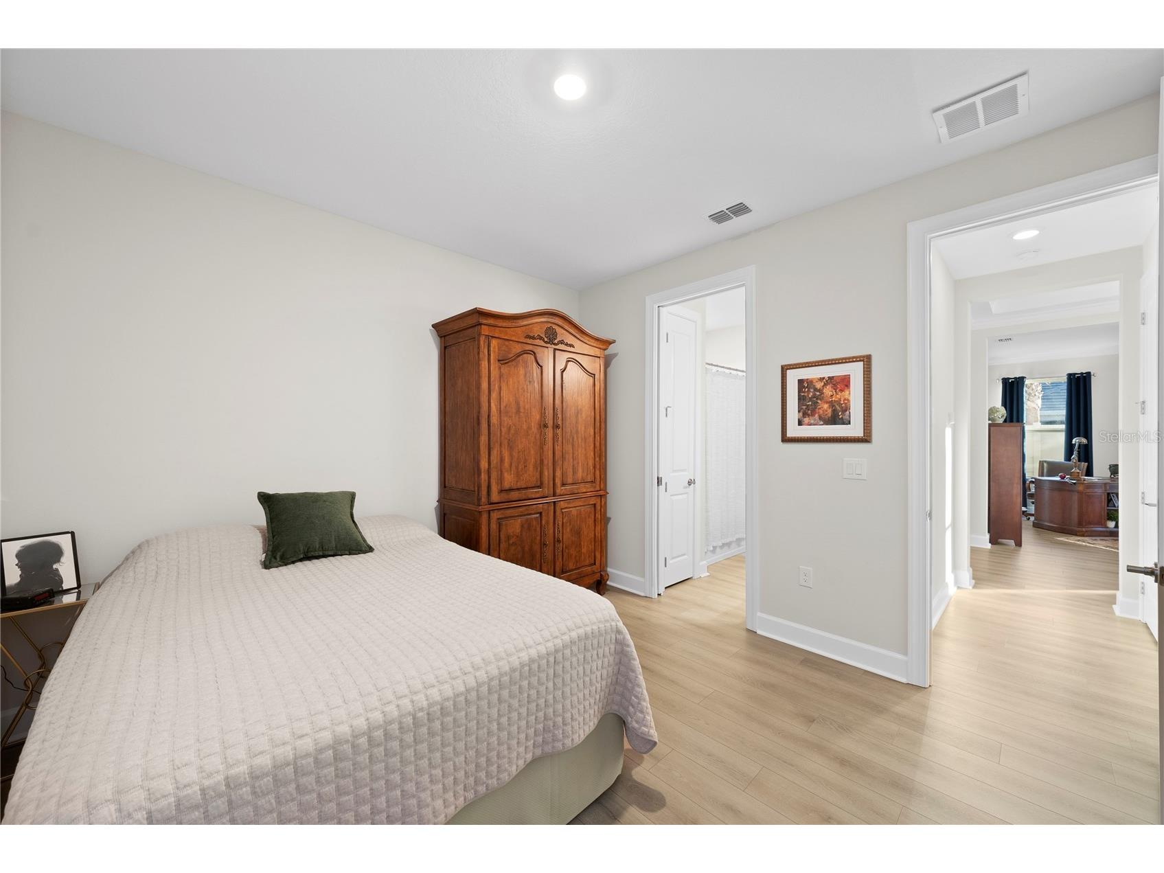 4618 Isonzo Way Wesley Chapel FL 33543 TB8466861 image33