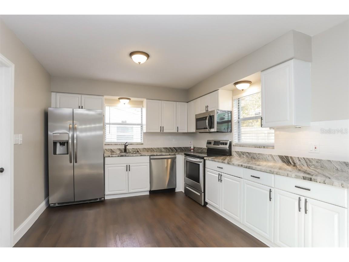 4618 Redfish Lane SE Saint Petersburg FL 33705 O6281836 image5