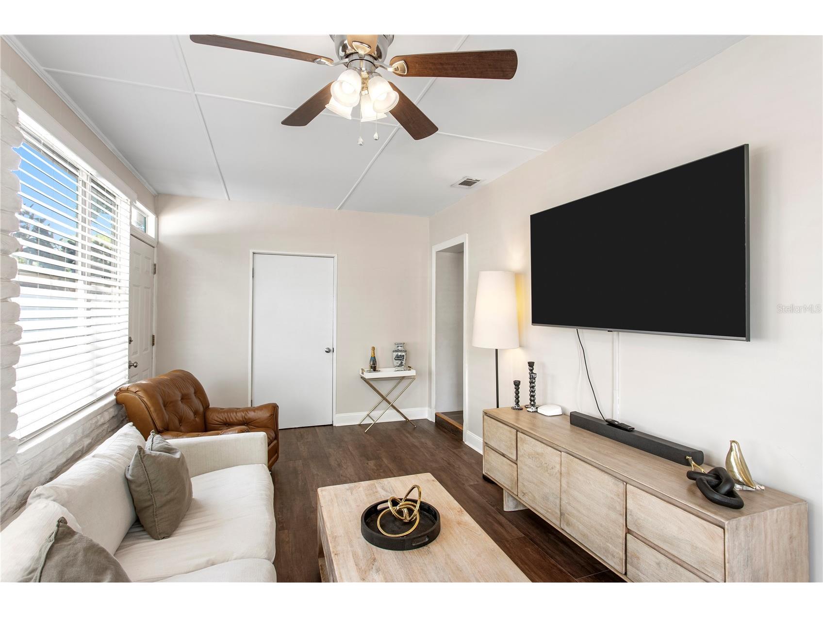 4618 W Bay Villa Avenue Tampa FL 33611 TB8484722 image12