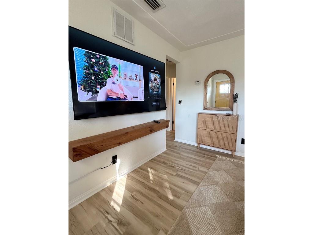 4619 19th Avenue S Saint Petersburg FL 33711 TB8455411 image3