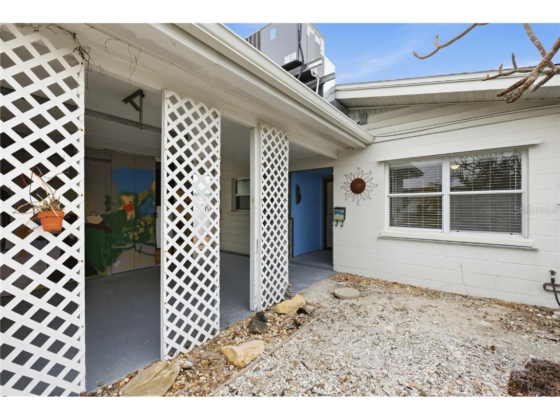 462 63rd Street Holmes Beach FL 34217 A4674852 image26