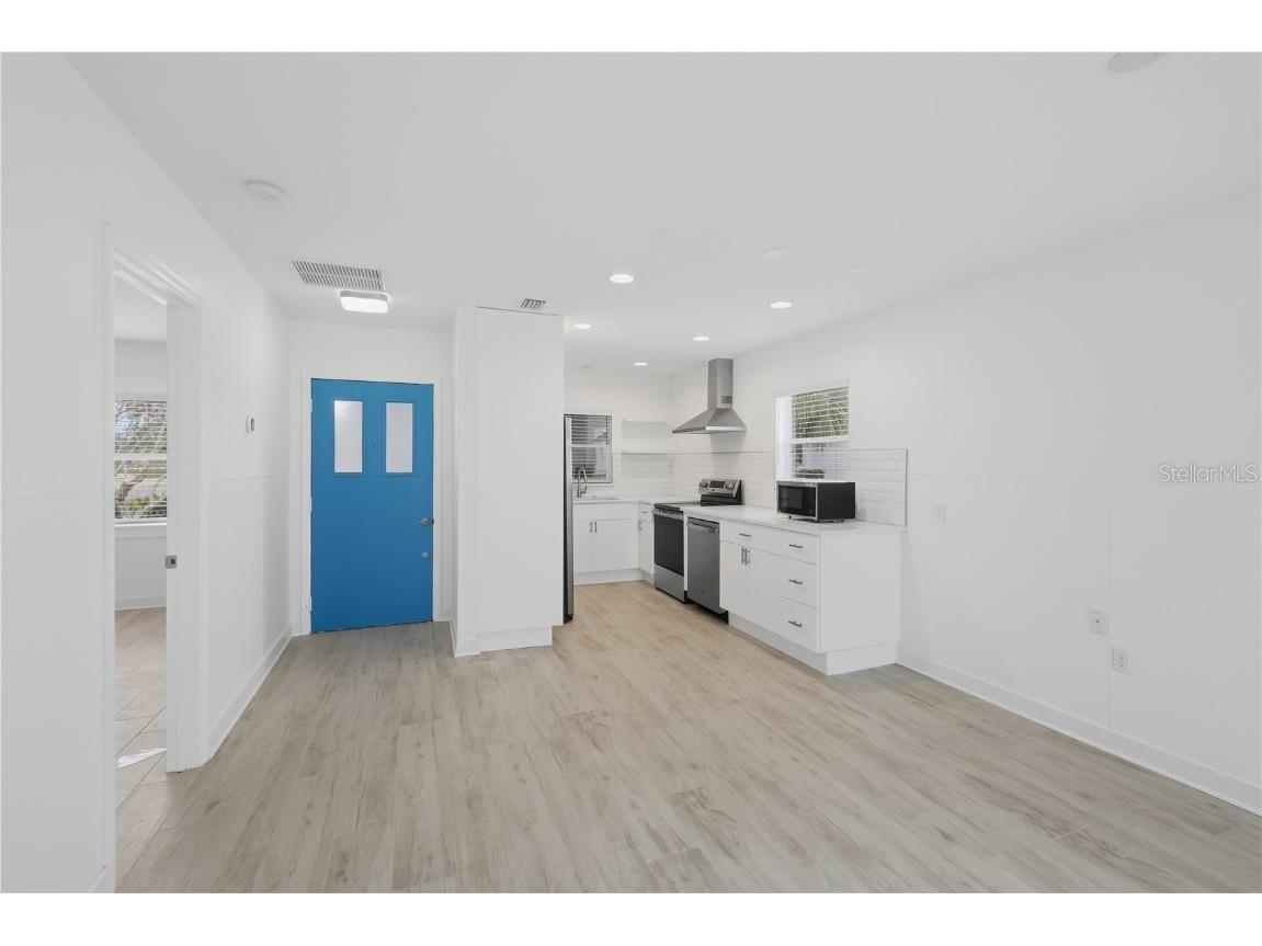 462 63rd Street Holmes Beach FL 34217 A4674852 image5