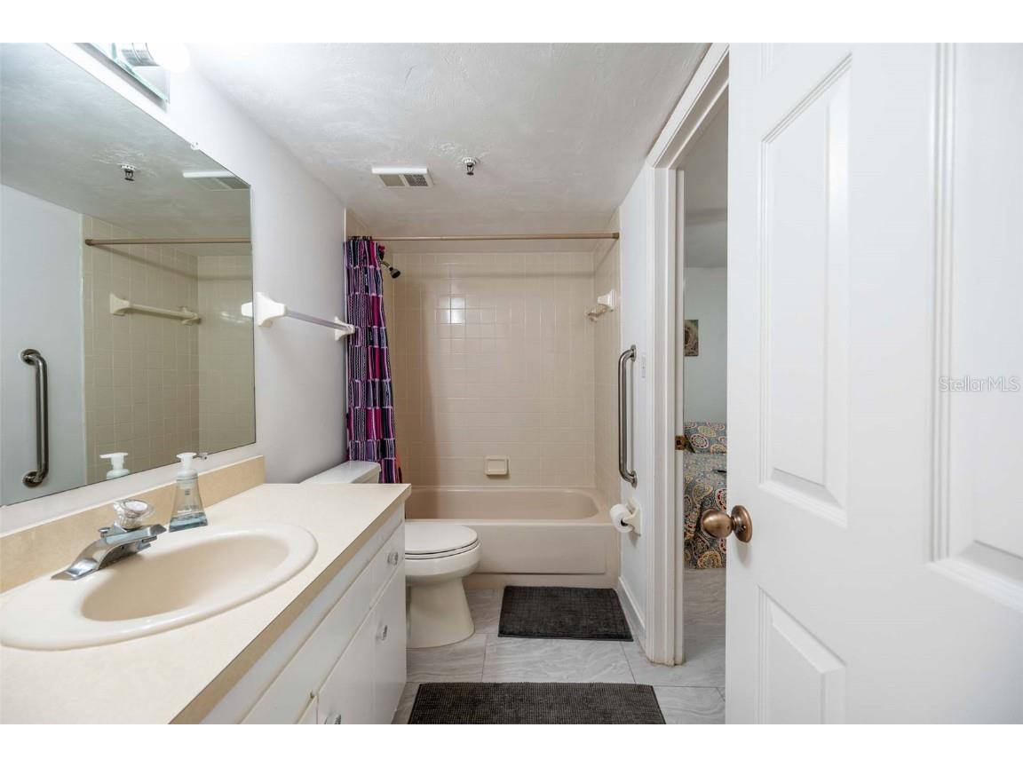 462 Bouchelle Drive #104 New Smyrna Beach FL 32169 V4944890 image43