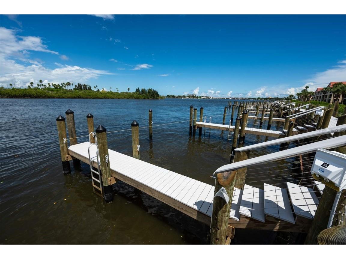 462 Bouchelle Drive #104 New Smyrna Beach FL 32169 V4944890 image9