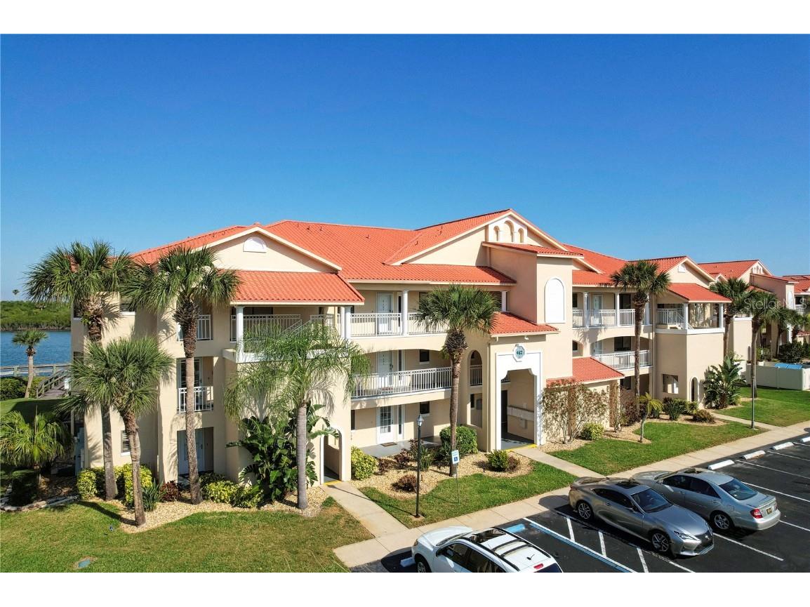462 Bouchelle Drive #203 New Smyrna Beach FL 32169 - INDIAN RIVER NORTH O6189332 image1