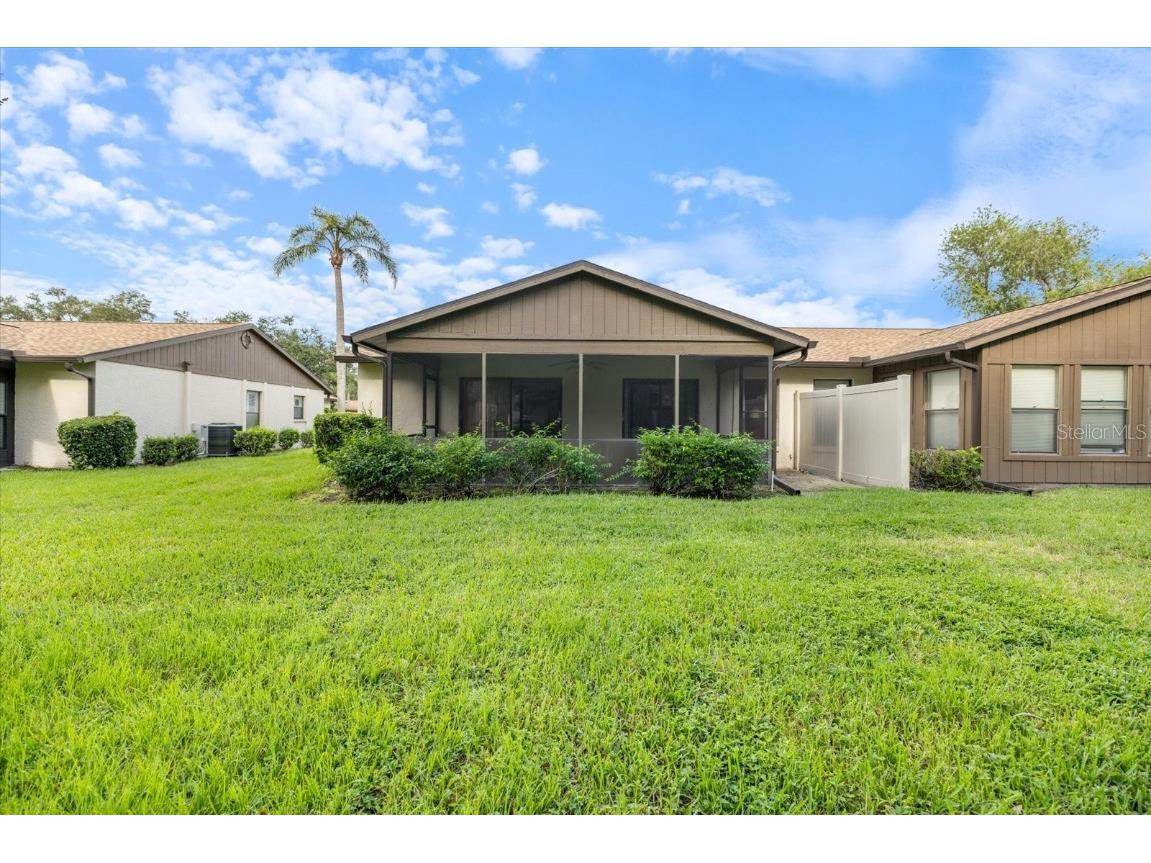 462 Oak Hill Circle #5 Sarasota FL 34232 A4664046 image17