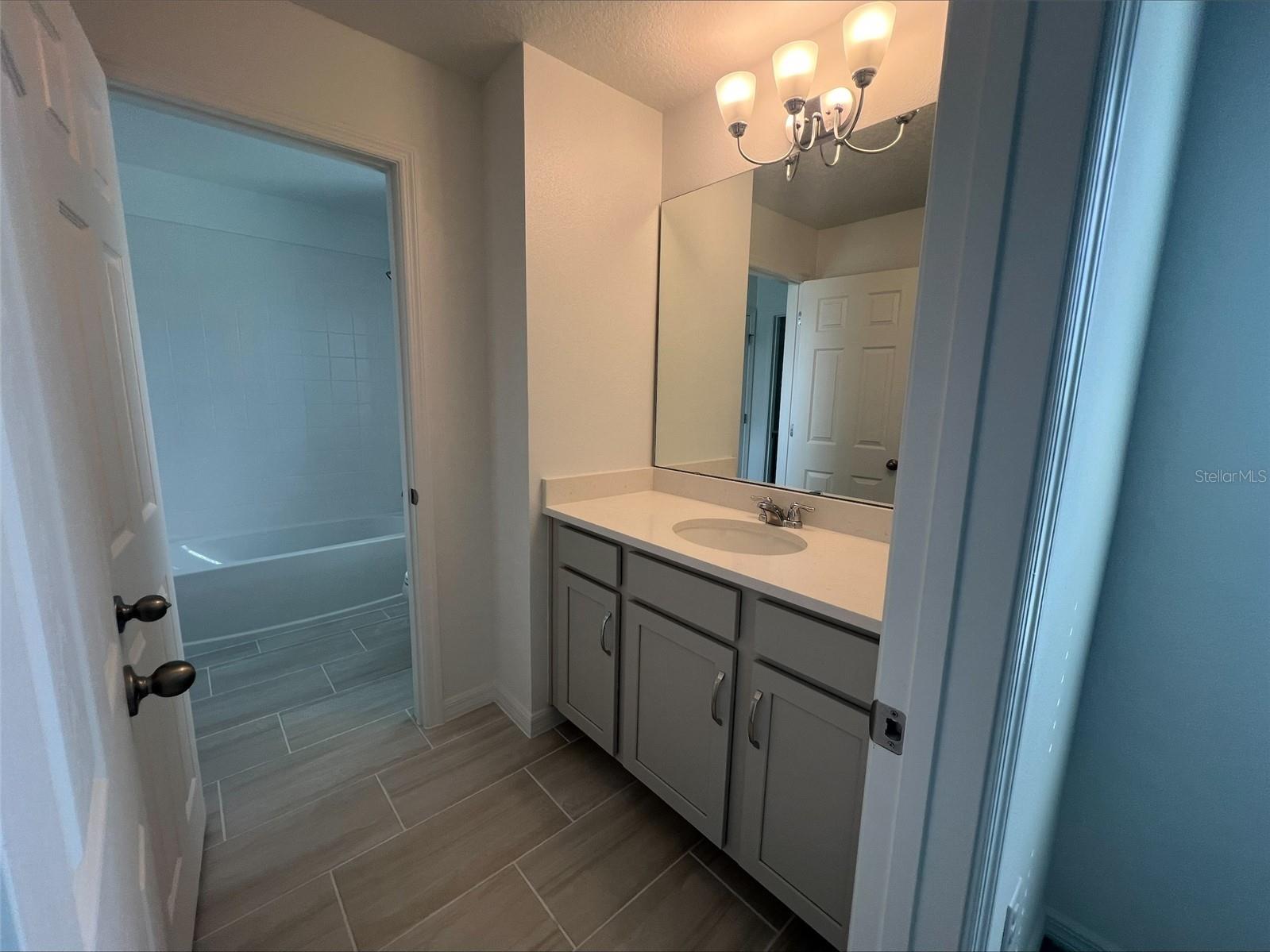 462 Thompson Village Avenue Apopka FL 32703 O6378758 image5