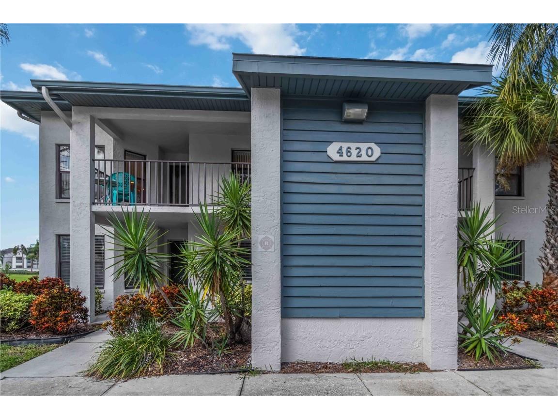 4620 47th Avenue W #201 Bradenton FL 34210 A4667635 image1