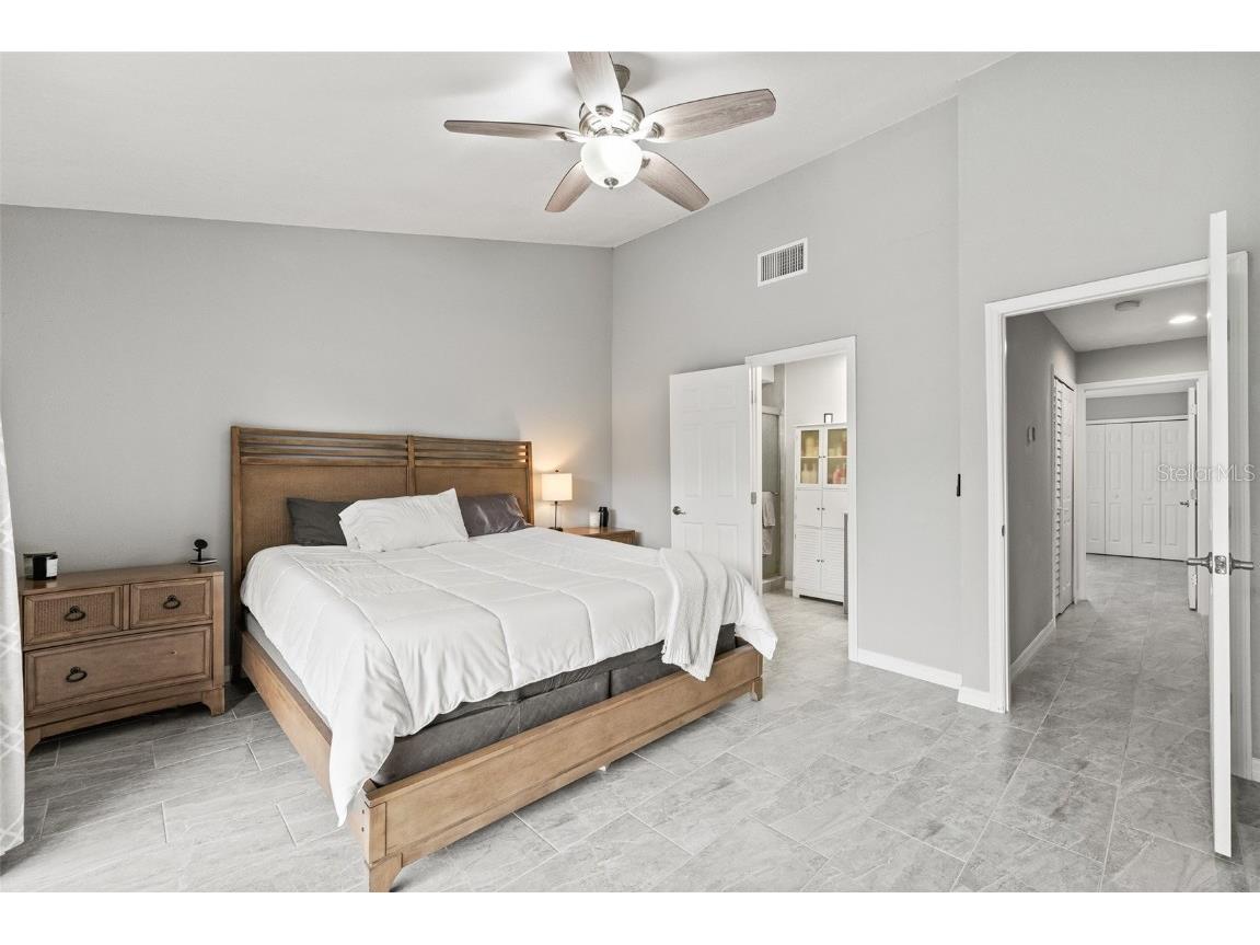 4620 Hidden View Place #10 Sarasota FL 34235 TB8444951 image26