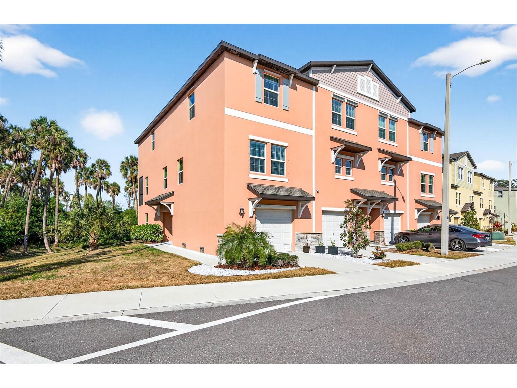 4620 Willet Cooper Court Tampa FL 33619 TB8475449 image1