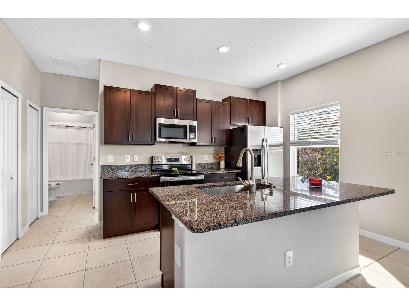 4620 Willet Cooper Court Tampa FL 33619 TB8475449 image15