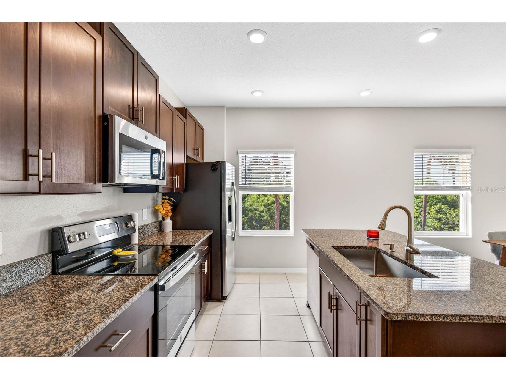 4620 Willet Cooper Court Tampa FL 33619 TB8475449 image18