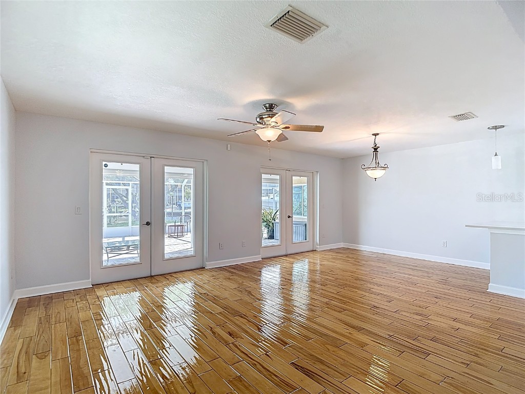 4621 Dewey Dr New Port Richey FL 34652 TB8415453 image10