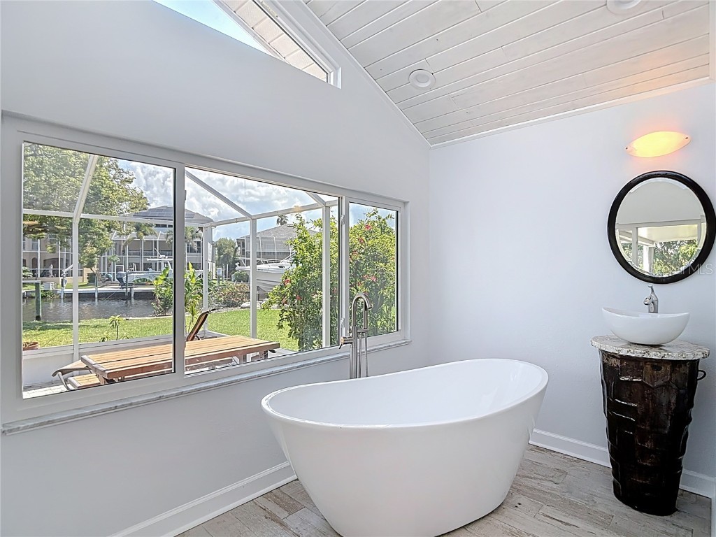 4621 Dewey Dr New Port Richey FL 34652 TB8415453 image18