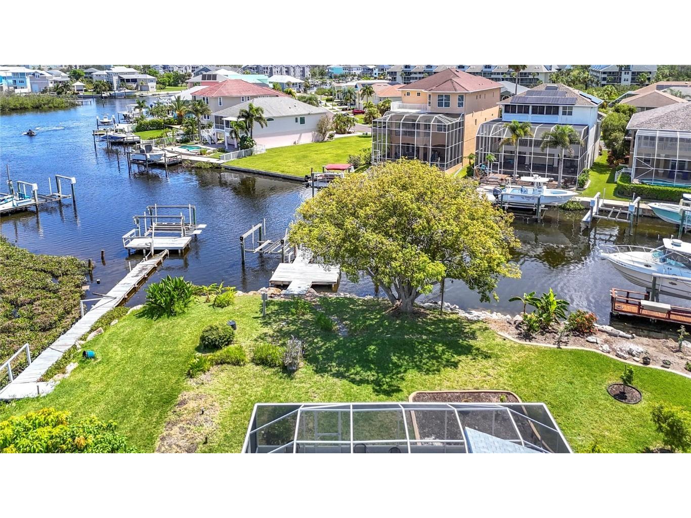 4621 Dewey Dr New Port Richey FL 34652 TB8415453 image38