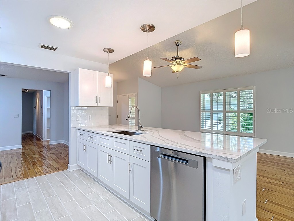 4621 Dewey Dr New Port Richey FL 34652 TB8415453 image6