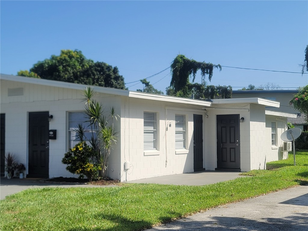 4621 Edgewater Drive Orlando FL 32804 O6227277 image1