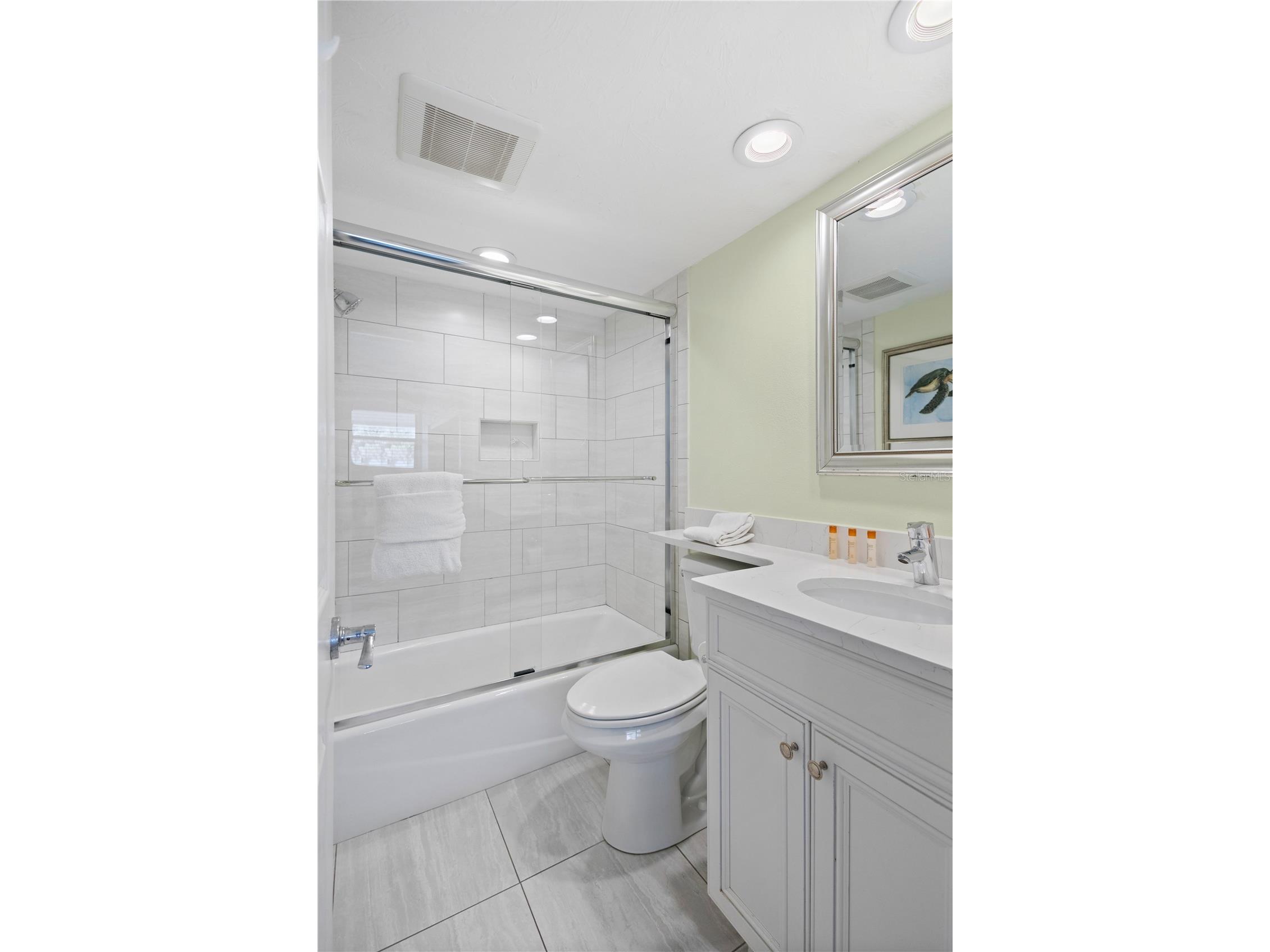 4621 Gulf Of Mexico Drive #14F Longboat Key FL 34228 - GULF A4664627 image15