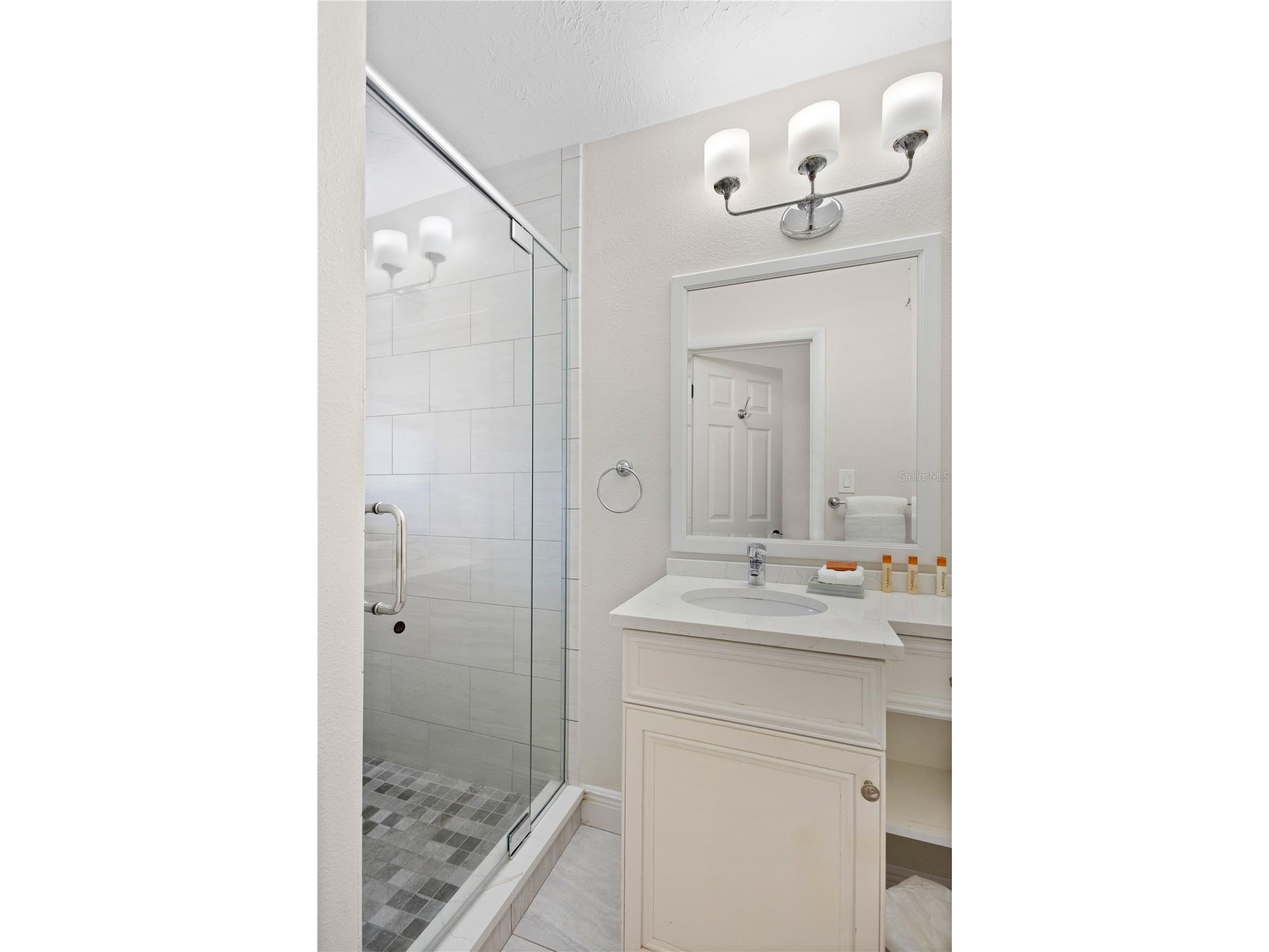 4621 Gulf Of Mexico Drive #14F Longboat Key FL 34228 - GULF A4664627 image18