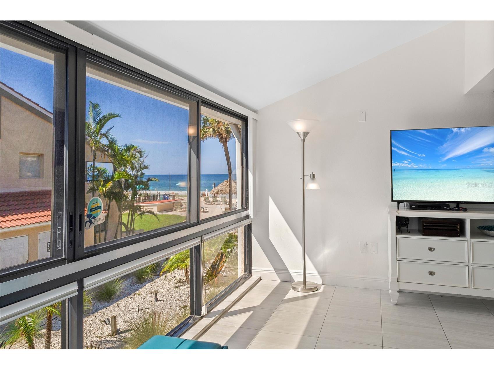 4621 Gulf Of Mexico Drive #14F Longboat Key FL 34228 - GULF A4664627 image3