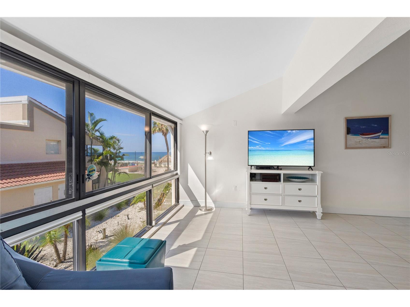 4621 Gulf Of Mexico Drive #14F Longboat Key FL 34228 - GULF A4664627 image5