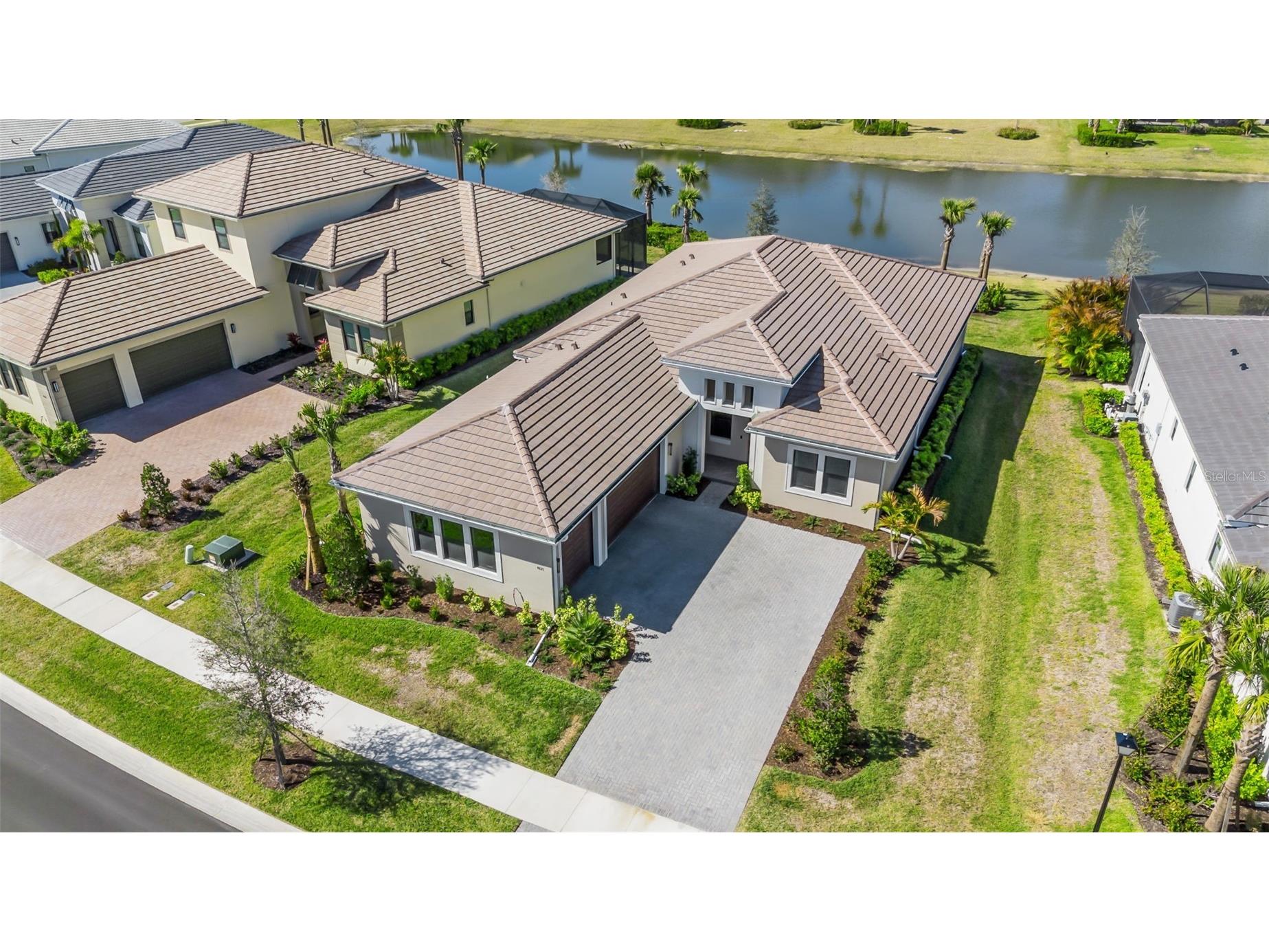 4621 Mondrian Court Sarasota FL 34240 A4681467 image1