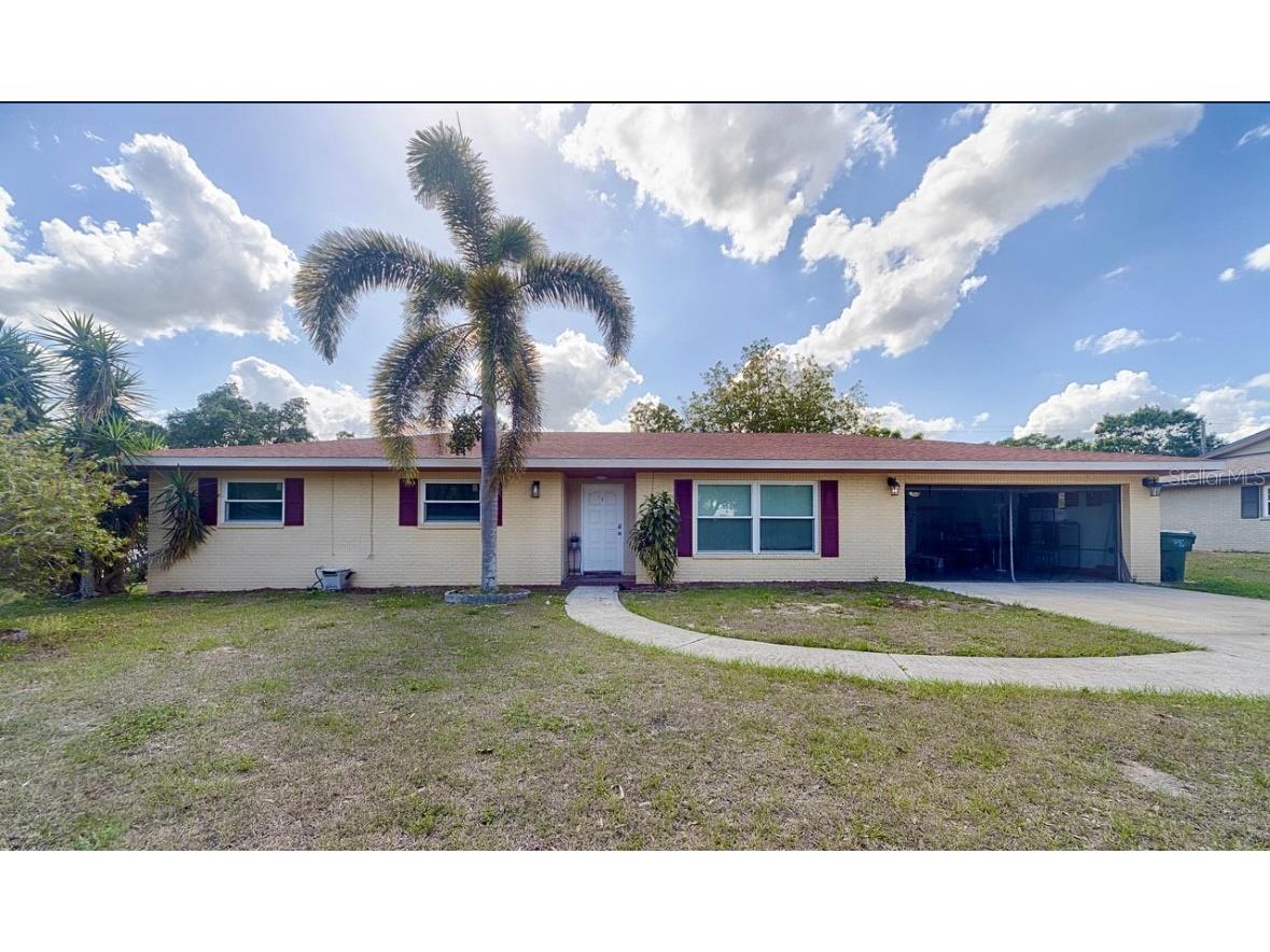 4621 Queens Point Drive Lakeland FL 33813 TB8373745 image1