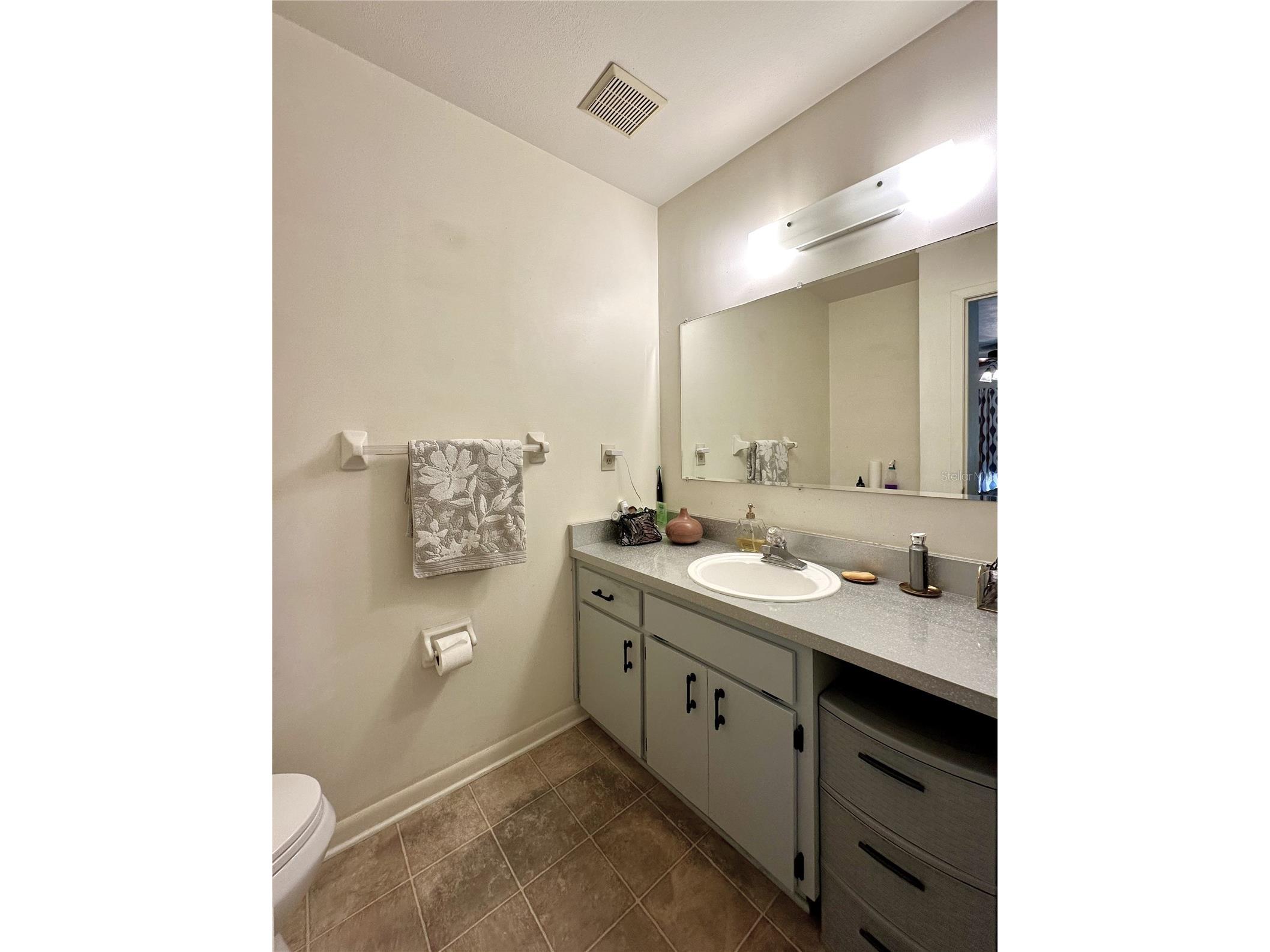 4622 Blossom Boulevard #D Zephyrhills FL 33542 OM698915 image9