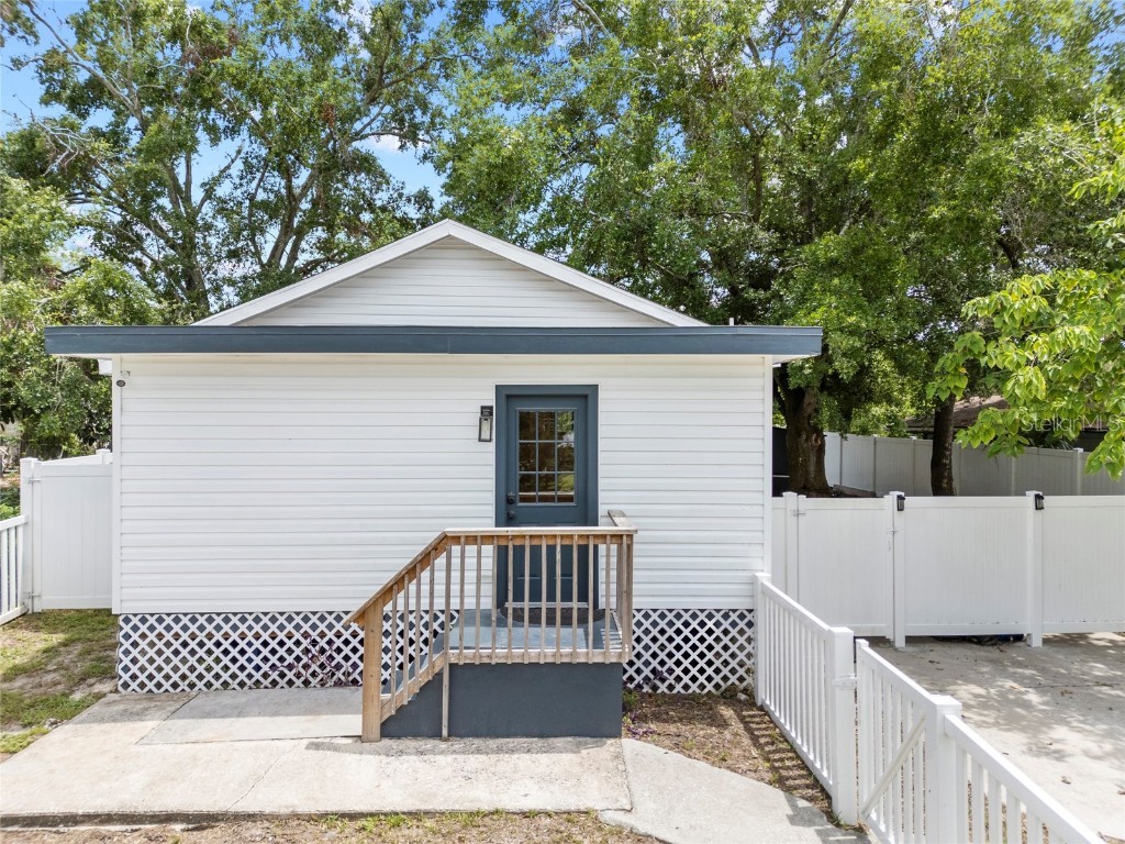 4622 Paloverde Drive New Port Richey FL 34652 W7876657 image2