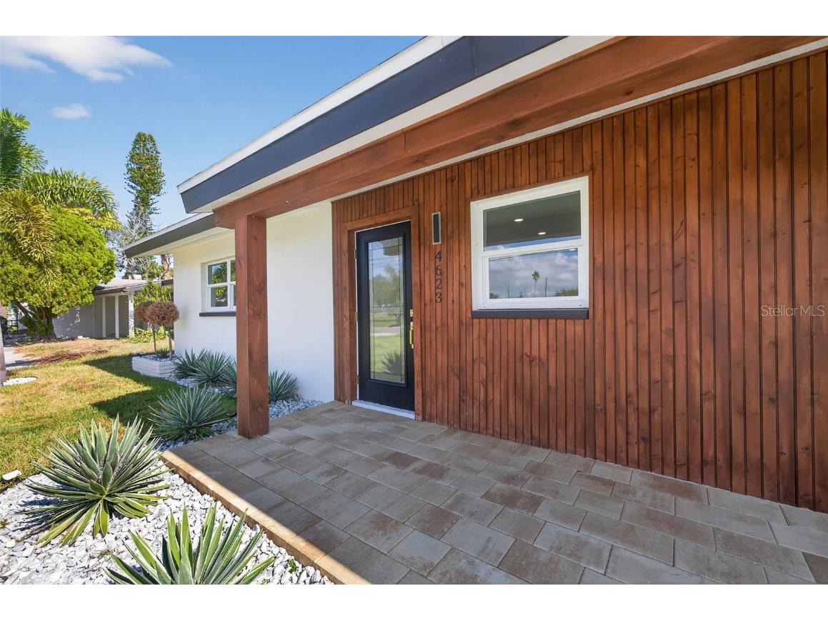 4623 Carson Street NE Saint Petersburg FL 33703 - TAMPA BAY TB8454205 image40