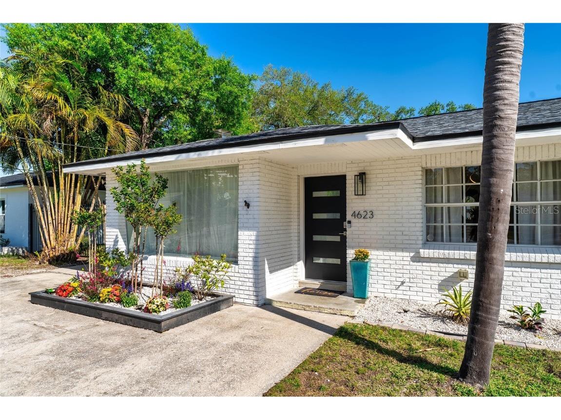 4623 W Bay Villa Avenue Tampa FL 33611 TB8365286 image1