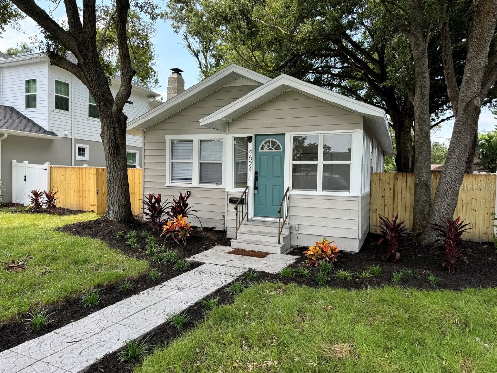 4624 Iris Street N Saint Petersburg FL 33714 U8252832 image1
