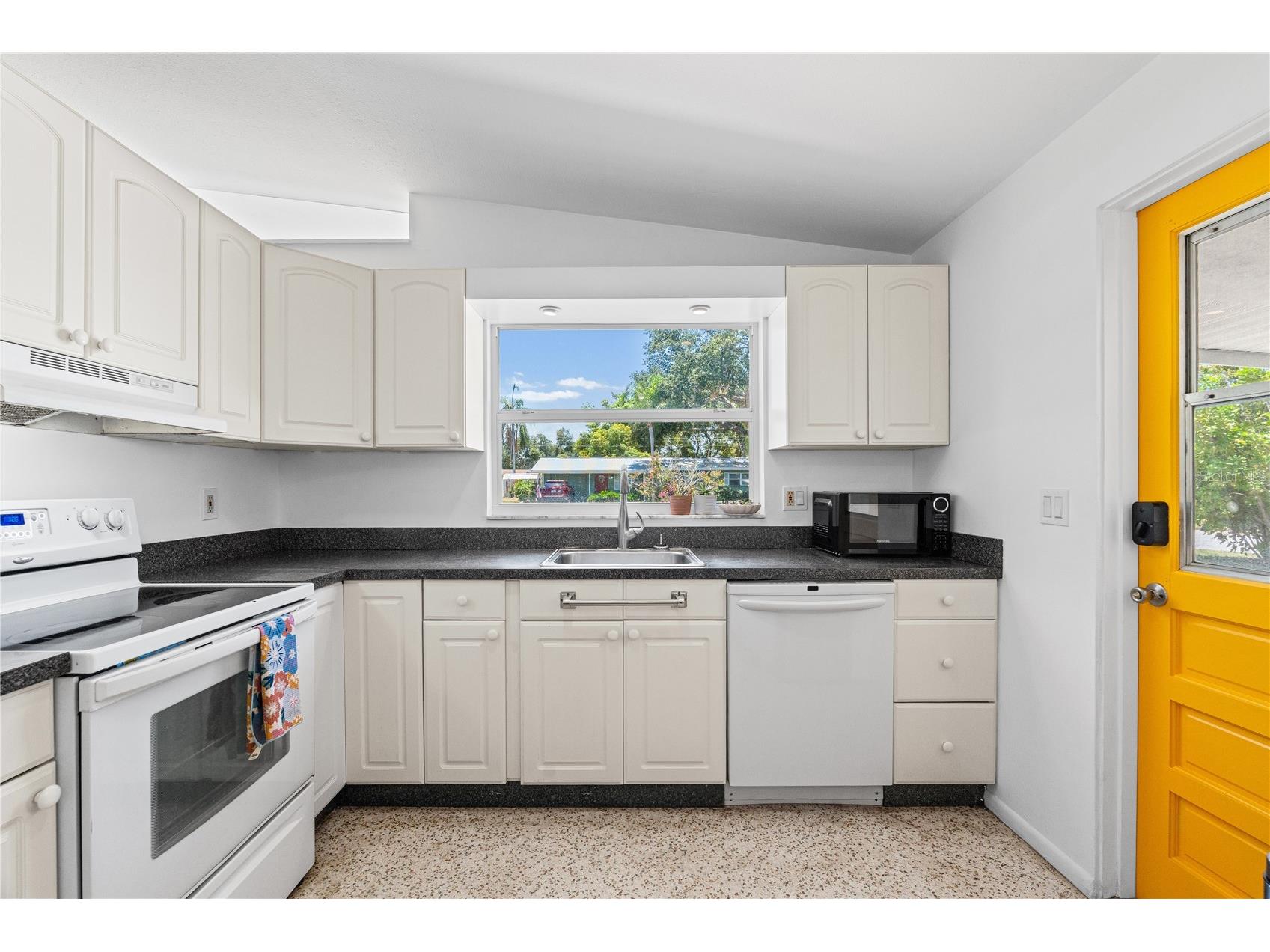 4624 Naomi Ridge Lane Sarasota FL 34233 A4699115 image28