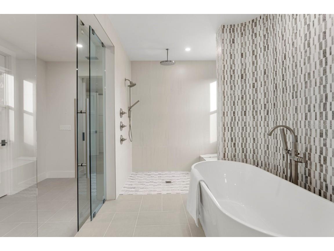 4624 W San Jose Street Tampa FL 33629 TB8449072 image38