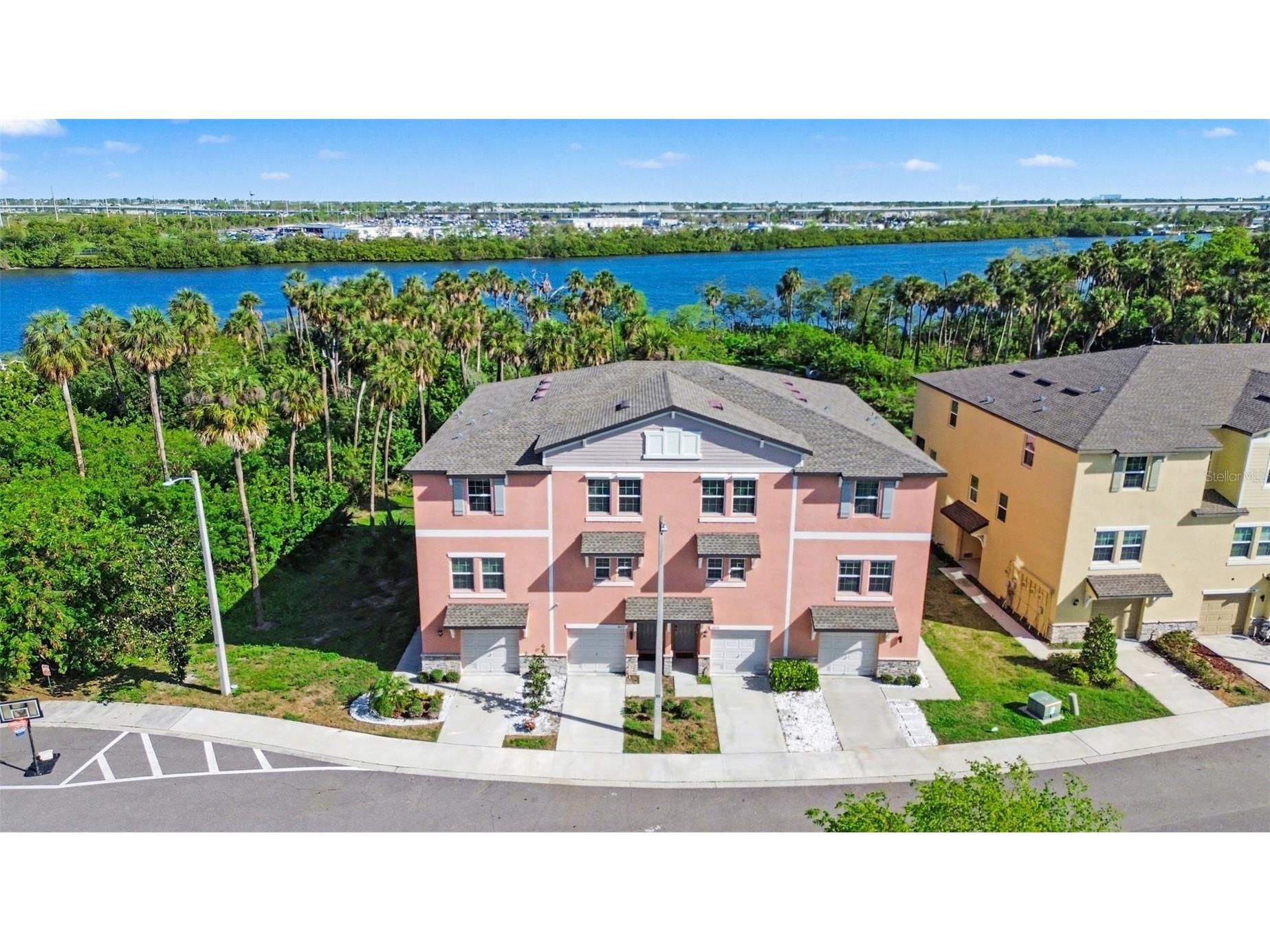 4624 Willet Cooper Court Tampa FL 33619 TB8485042 image1
