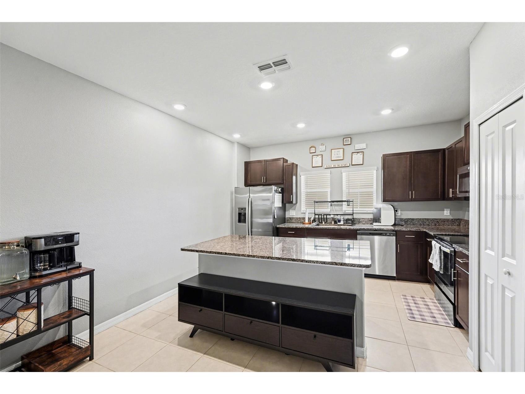 4624 Willet Cooper Court Tampa FL 33619 TB8485042 image11