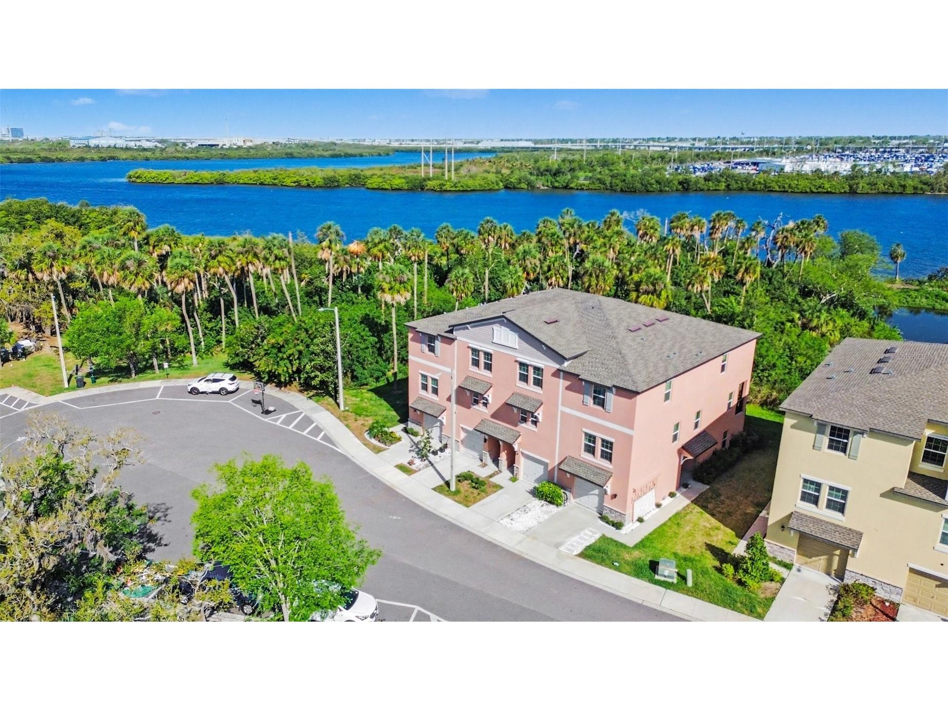 4624 Willet Cooper Court Tampa FL 33619 TB8485042 image2