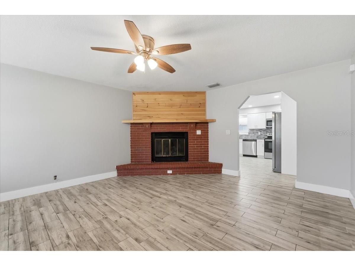 4624 Wisteria Drive Zephyrhills FL 33542 TB8511661 image5
