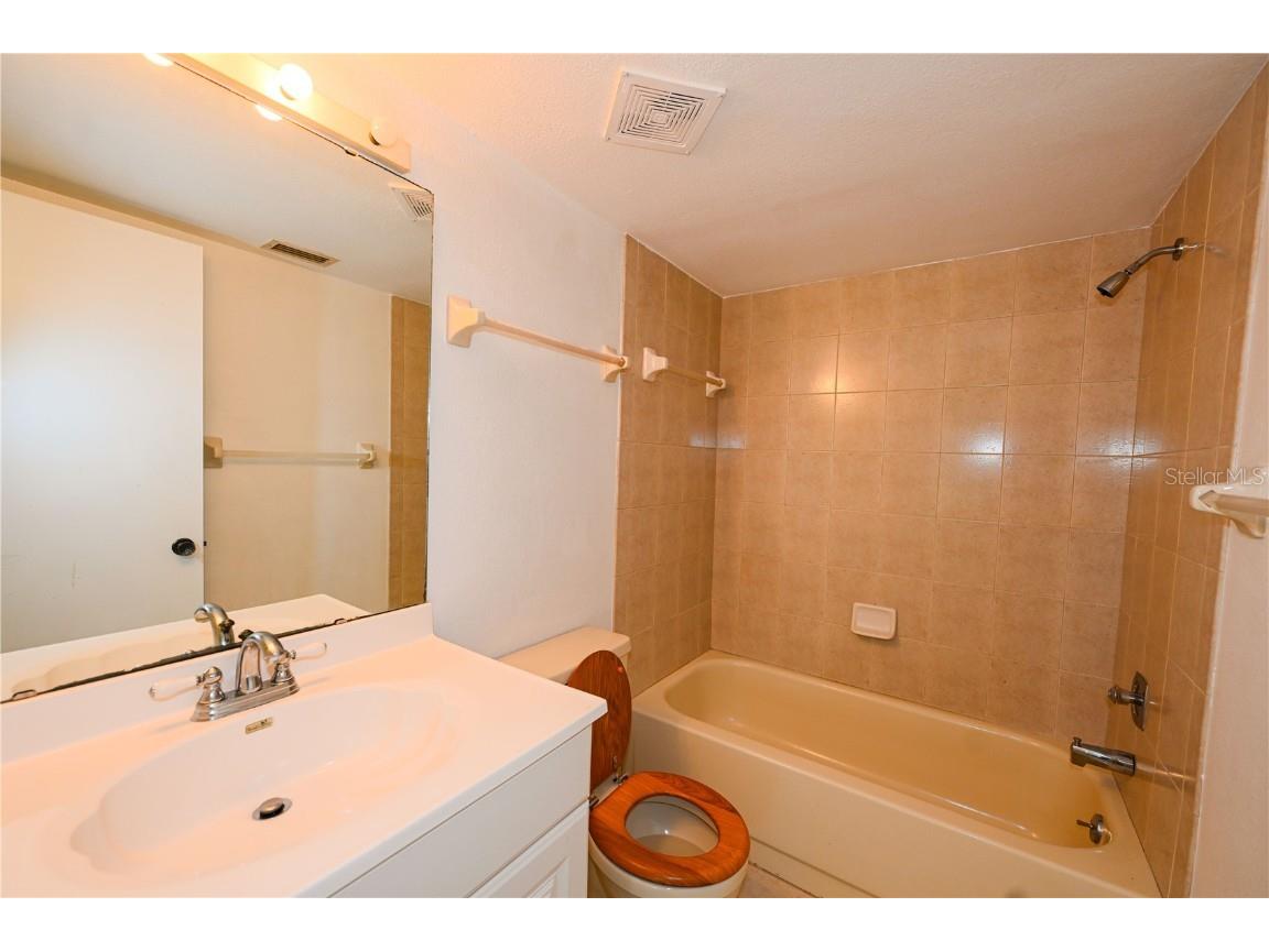 4625 Longwater Chase #113 Sarasota FL 34235 A4669586 image17