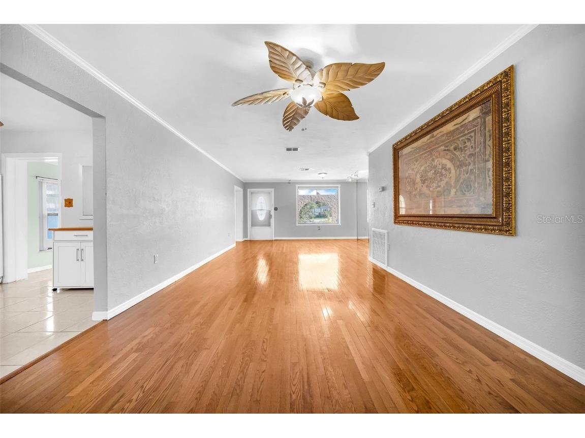 4626 29th Avenue N Saint Petersburg FL 33713 TB8416498 image11