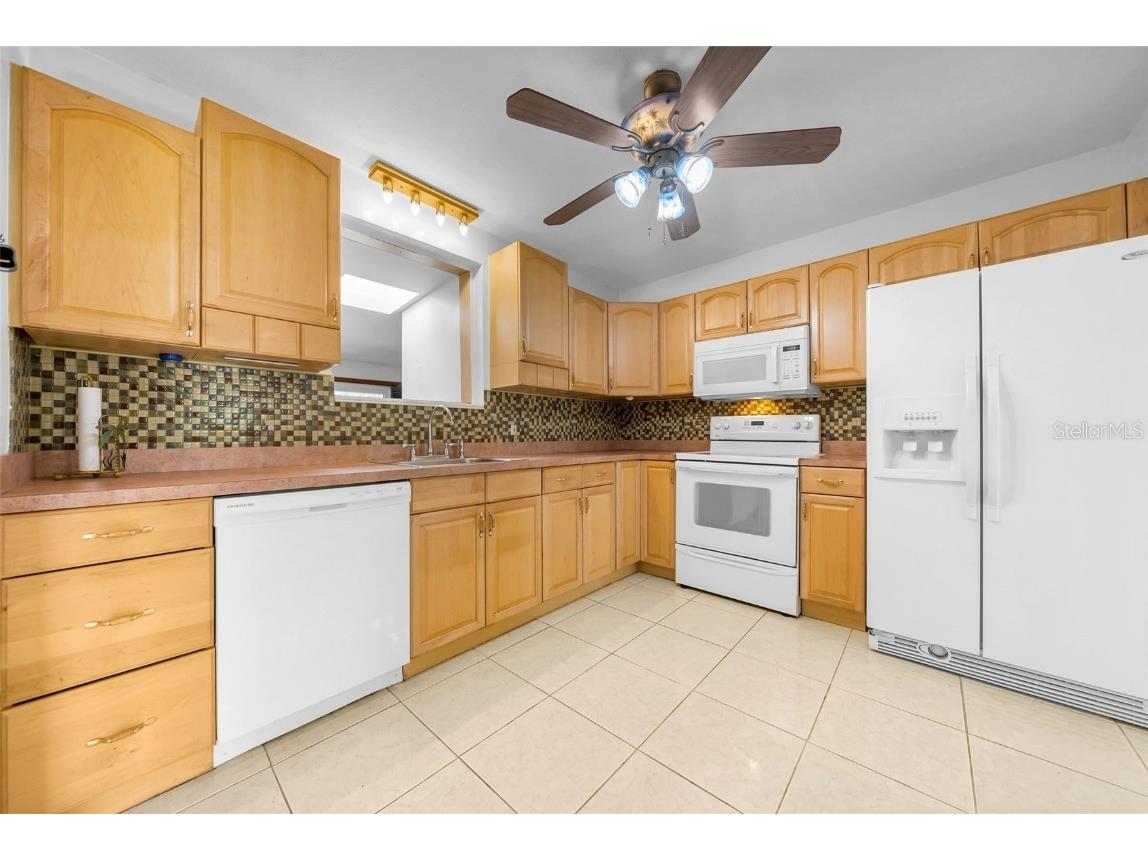 4626 29th Avenue N Saint Petersburg FL 33713 TB8416498 image15