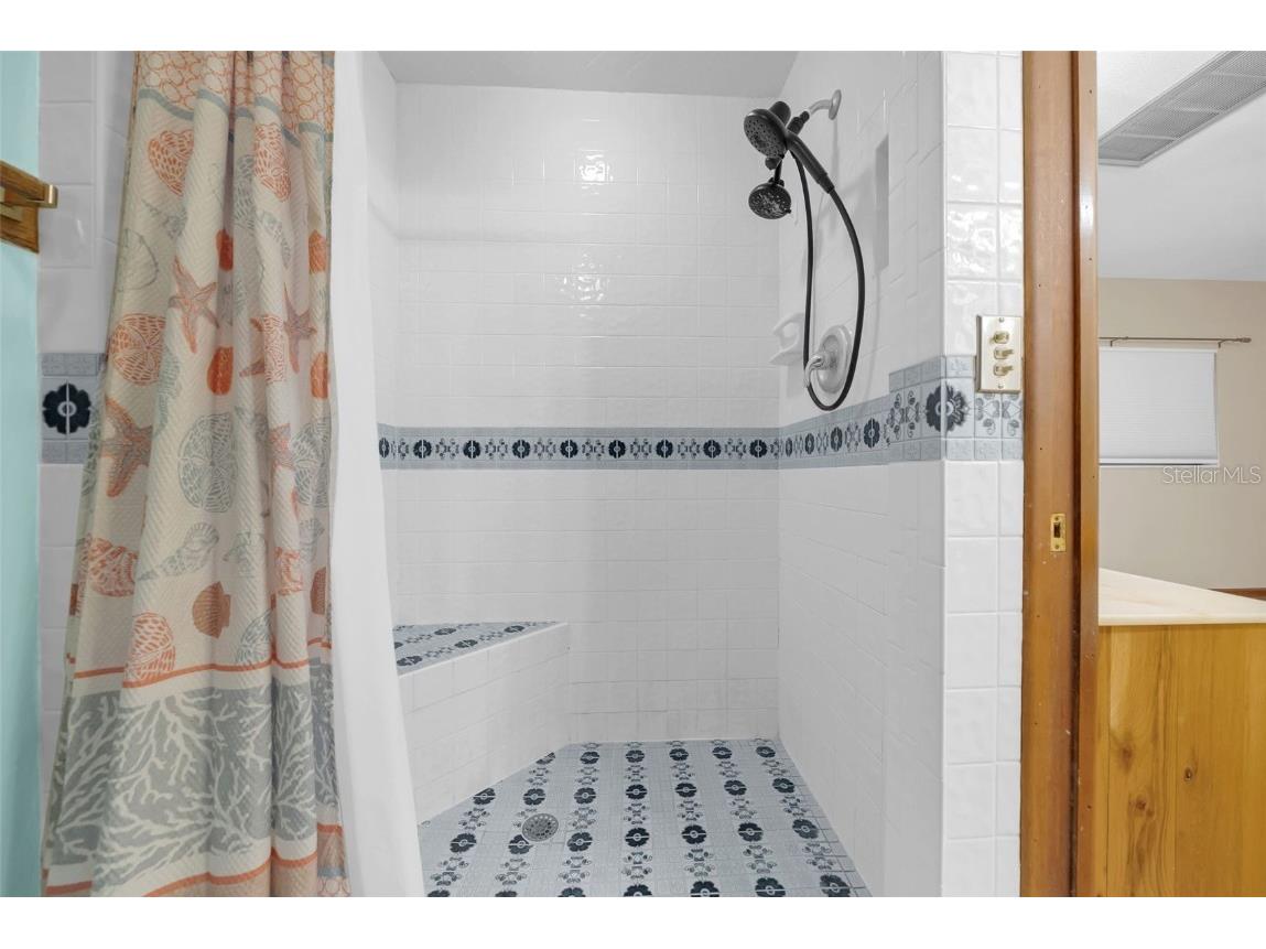 4626 29th Avenue N Saint Petersburg FL 33713 TB8416498 image24