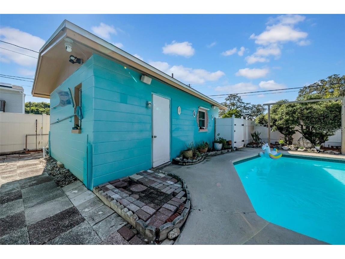 4626 29th Avenue N Saint Petersburg FL 33713 TB8416498 image3