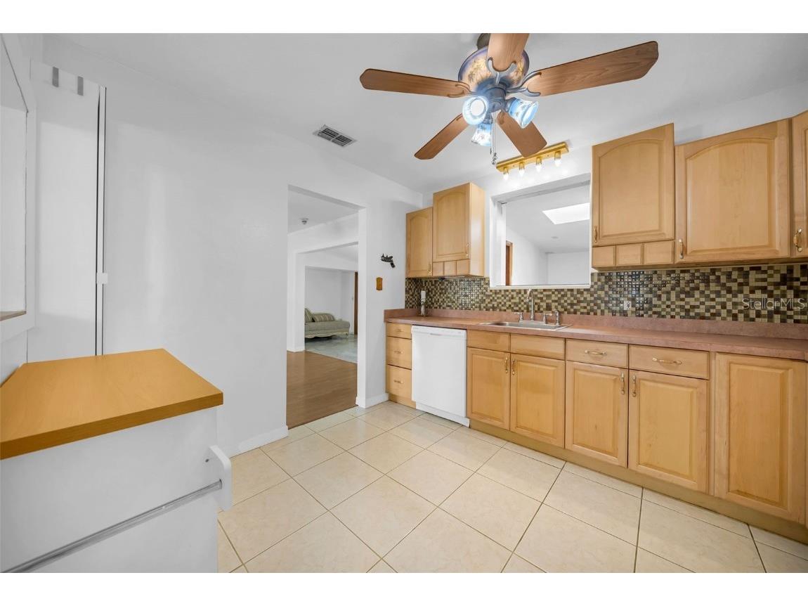 4626 29th Avenue N Saint Petersburg FL 33713 TB8416498 image36